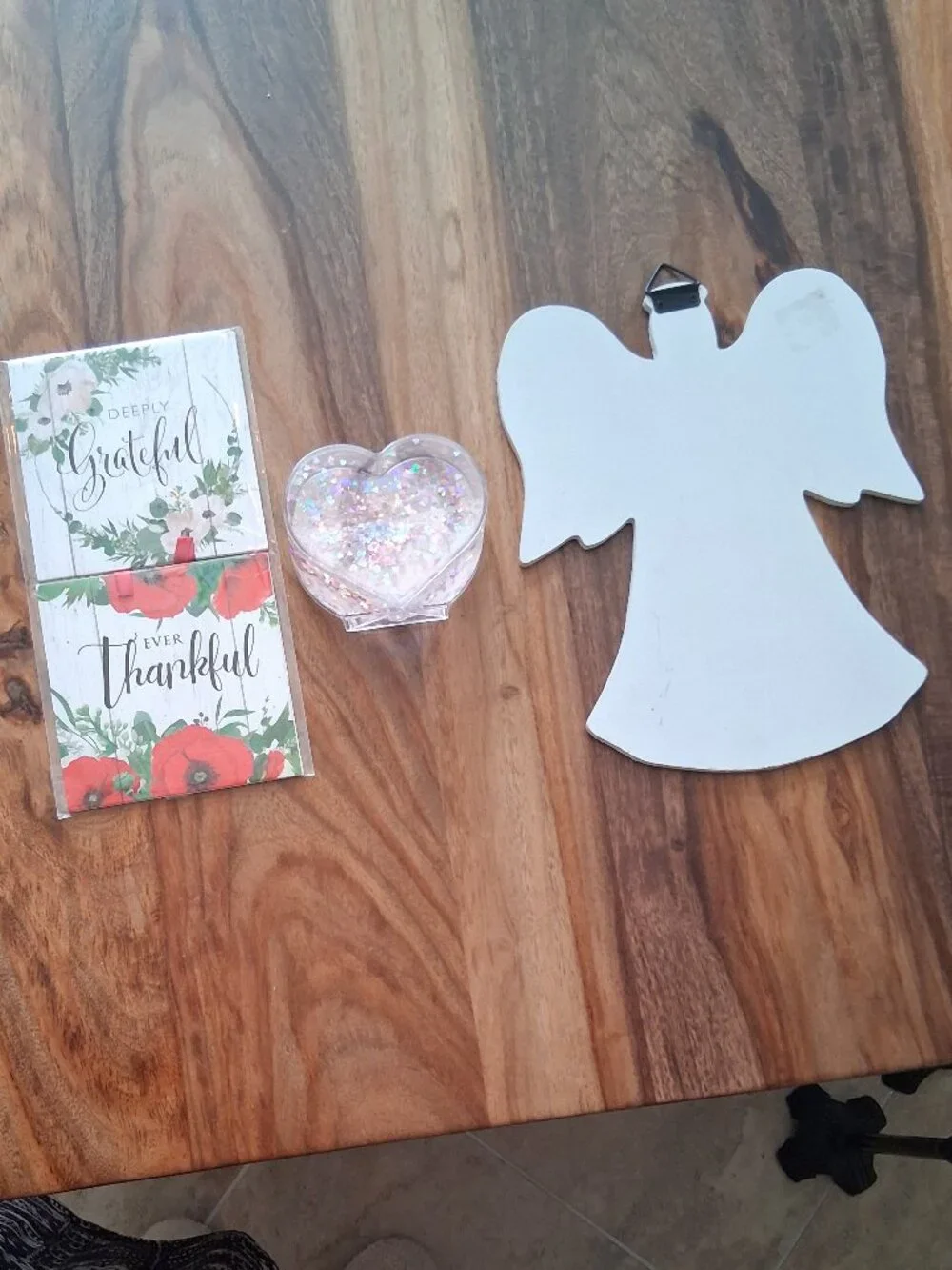 Mother's Day Decor Bundle: Angel Wall Hanging, Mom Heart, & Floral Plaque Set - Picture 2 of 7
